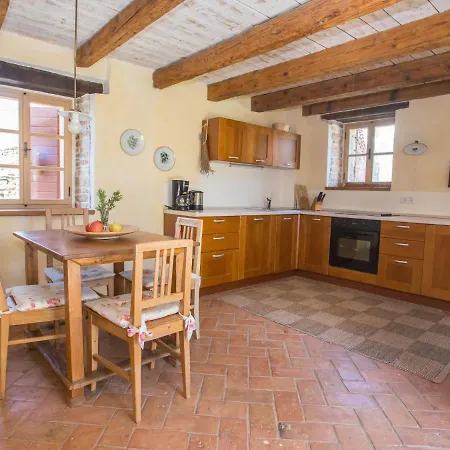 Tatil Evi Luxurious Holiday In Heraki Croatia With Private Pool Jakici